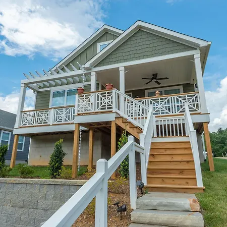 Villa Owl'S Roost Pet-Friendly, Wifi & Mountain Views!
